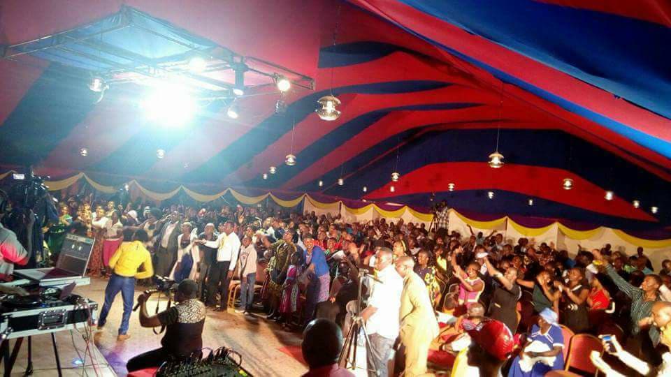 KamemeTvKenya's tweet photo. #KigoocoOverflow  Nyitanira na ithui turongorie Nyene @pkkaritei  @KeziaWaKariuki https://t.co/lDf0s2cOAC