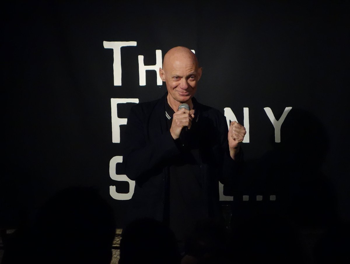 Saturday 14th October <a href="/TheFunnySide/">The Funny Side</a> of #Hammersmith &amp; #Fulham #W6 
Four great comedians incl Tim Clark
Book > thefunnyside.info/comedyclubs/ha…