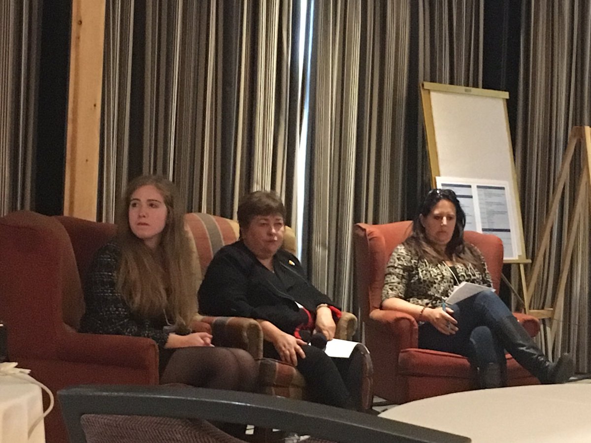 katebirnie's tweet photo. Our #patientpartner Katherine doing an amazing job sharing her #patientperspective being engaged in research. #IFPP2017 https://t.co/16rQOBfo6q