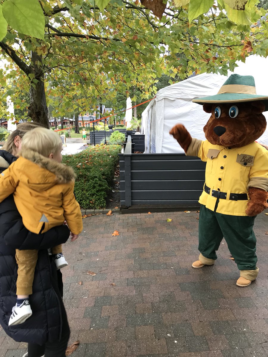 ronaldheemskerk's tweet photo. @landalnl @LandalZDL wij zijn denk ik de #koeka doek/knuffel van onze zoon vergeten in #mooizutendaal.Was een geweldige week in huisje 517. Gevonden? https://t.co/NA60FesQ0K