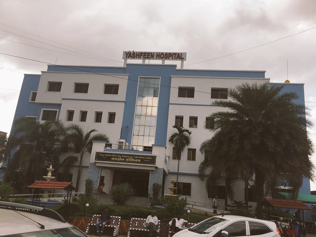 RamasinghD's tweet photo. #service to humanity brings #oneness #Gujarat #Navsari #YashfeenHospital, diffusing #religiousboundaries ๐ฎ๐ณ๐ https://t.co/gHSGPc2Y5u