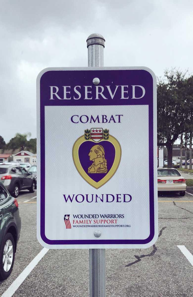 TheRealCally24's tweet image. First time I have seen this. Definitely should be more of these...well done #HomeDepot