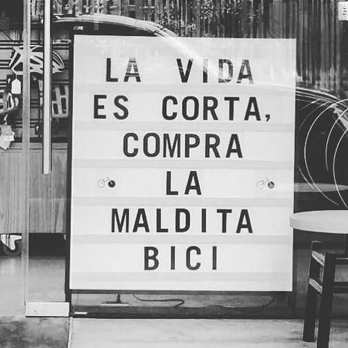BicitlanRadio's tweet photo. Sismos, la bici descompuesta, ExpoBici, los astros se alinean... https://t.co/ay1rog9Tk8
