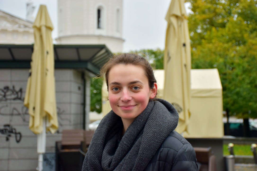 ヨーロッパ女性 Traola Twitterren