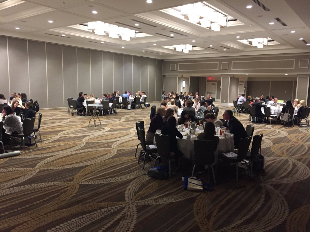 PelvicPainOrg's tweet photo. #WCAPP17 #IPPS17 offers roundtable discussions with experts in the field to help with patient cases. #pelvicpain #complexpain #chronicpain https://t.co/IkV1fsKsrH