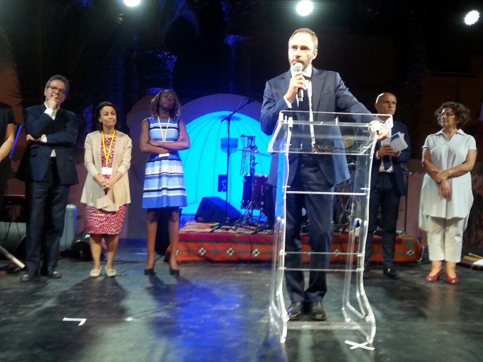 Forum_Jeunesse's tweet photo. Suivez l'ouverture officielle du @Forum_Jeunesse en direct sur Facebook : https://t.co/p3swr4zhbL
#fj2017 https://t.co/ERbNIPR1Ej