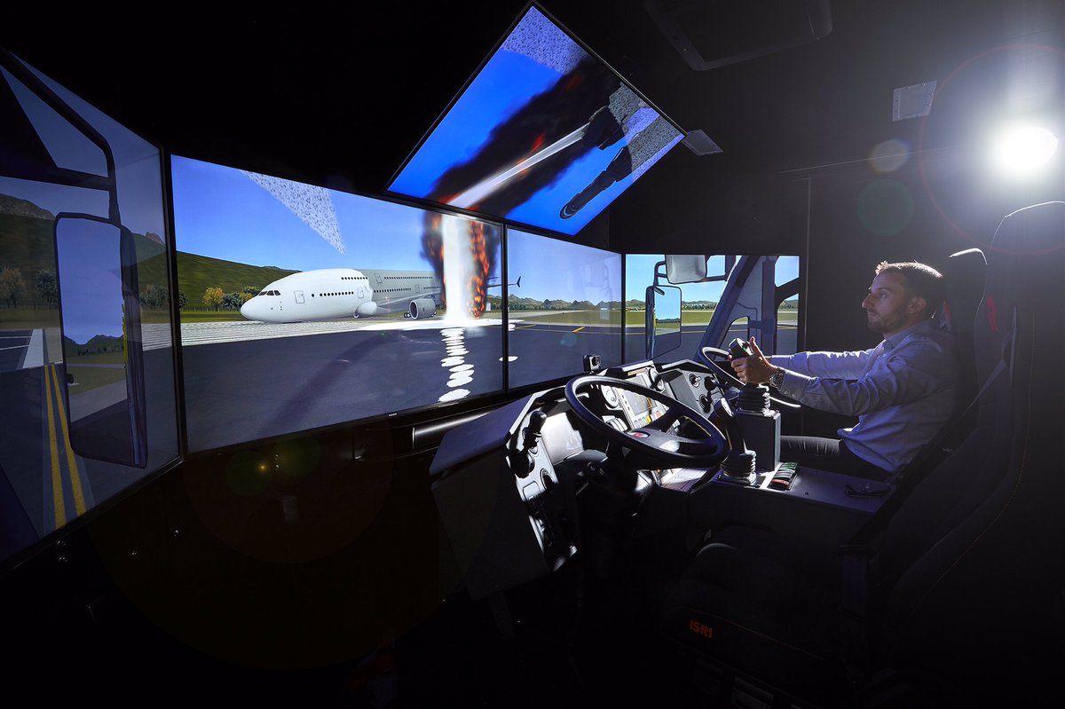 Practice makes perfect: Another great day of training in Holmfirth on the Panther HRET simulator #SkillSet