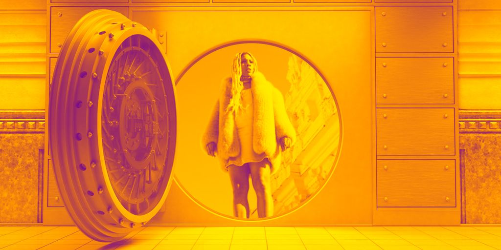 vydiaofficial's tweet photo. This week's #VydiaVault spotlights rising star @helloBOSCO and her video for the bumpin' track #Castles🏰  https://t.co/xVlNZKuBuG https://t.co/qGl7nscv7Y