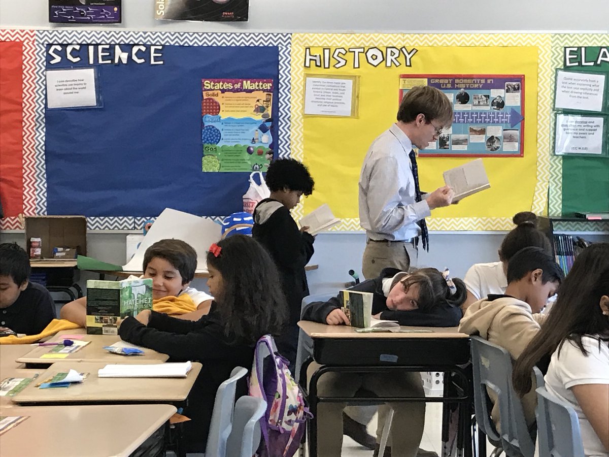 MrsLyon_'s tweet photo. @GES_MrWalpole reading Hatchet with a sidekick today! https://t.co/uqyv7bsvC5