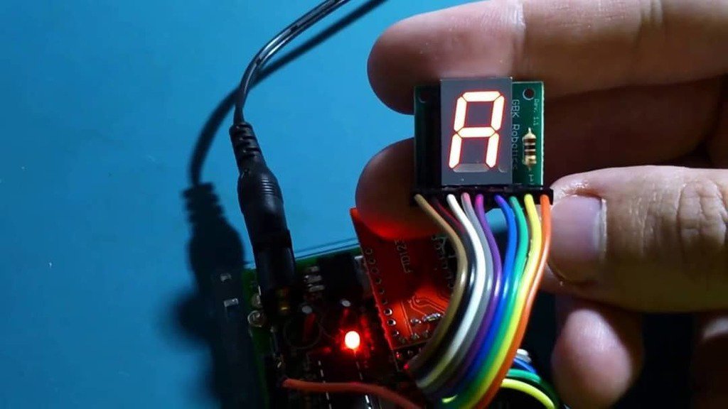 fritzenlab's tweet image. Some serious work on 7 segment LED display &amp;gt;&amp;gt; goo.gl/vDCxgh
.
.
.
.
.
#led #ledDisplay #7segmentled #electronics #display #fritz…