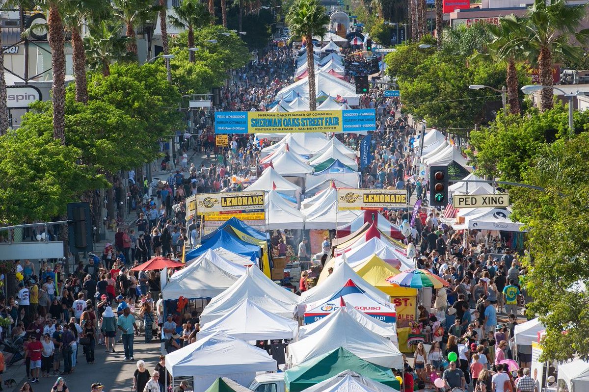 MagicJumpRental's tweet photo. #MagicJumpRentals #WeDeliverFun this Sunday @ Sherman Oaks Street Fair. #RockWall #HumanGyroscope #EuroBungee #ZorbRaceCourse #InflatableFun https://t.co/3HeO5a9Icj
