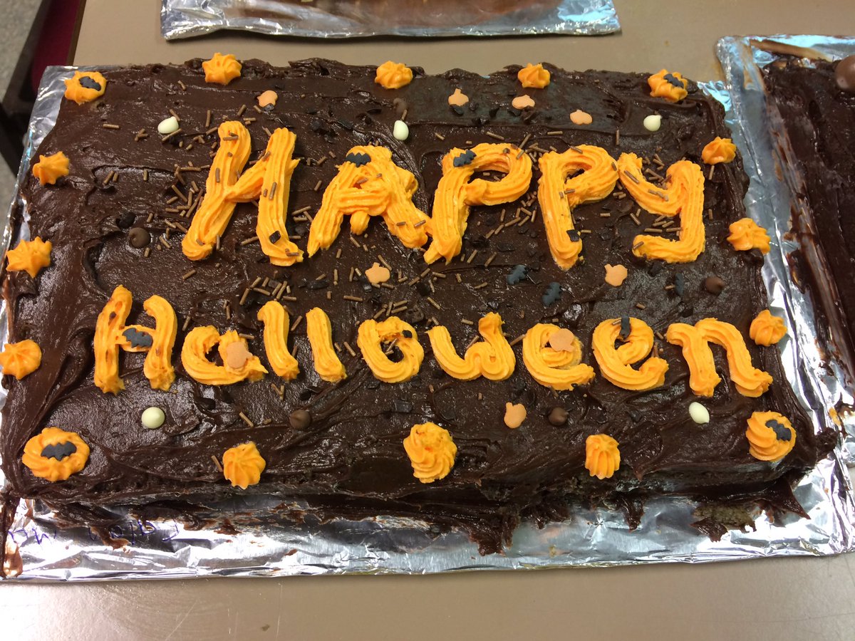 Fab lesson today with Year 8 - worked independently to create amazing Cakes - Well Done