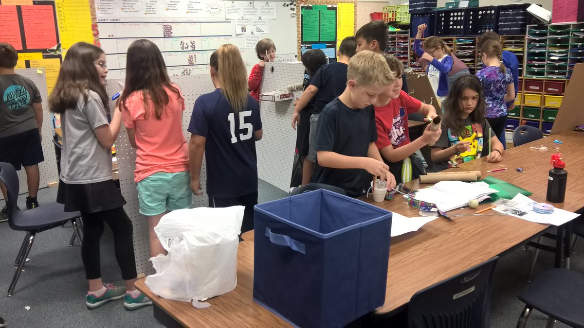 MsHendersonable's tweet photo. 4th grade Rube Goldberg problem solving: A highly engaged flurry of intensity!   @BHCBears #1LISD https://t.co/x51fsh7BAK