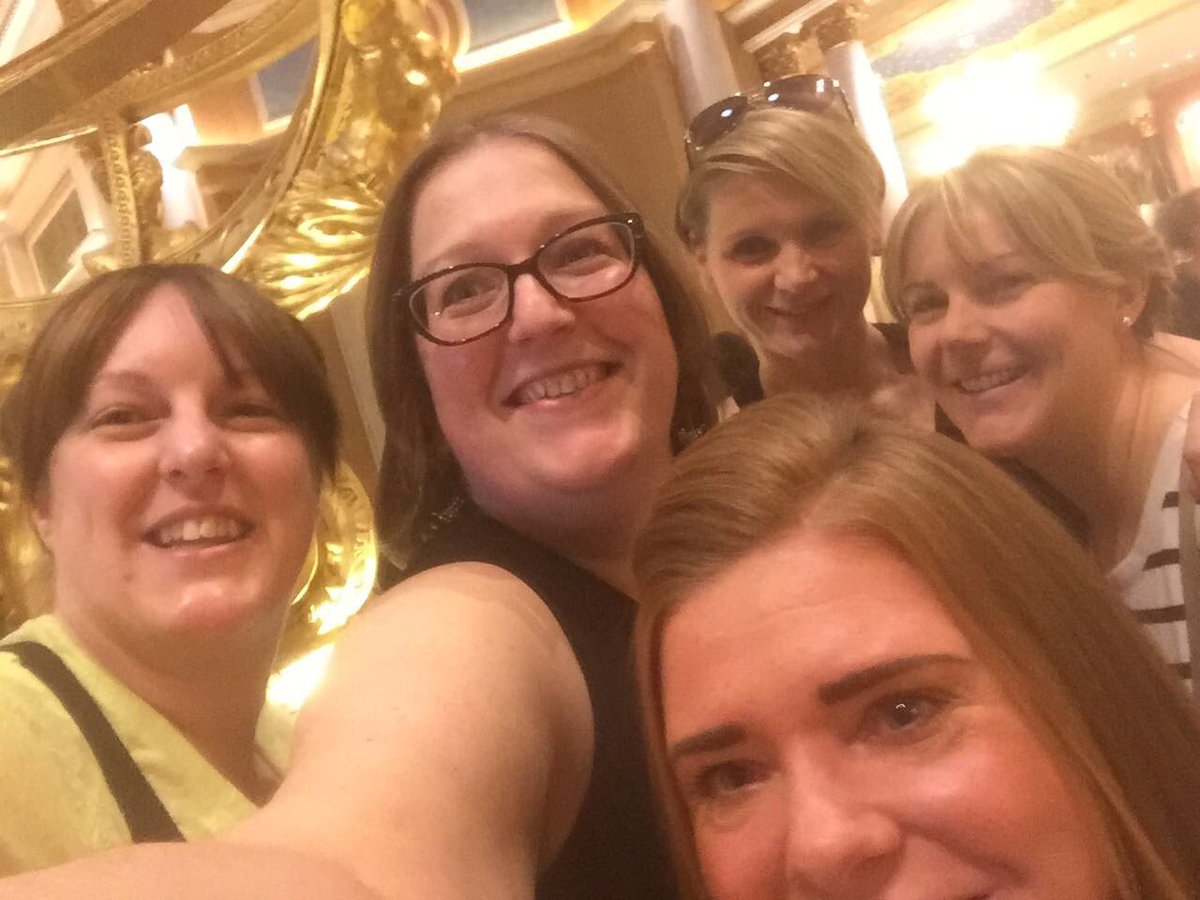pam_rave's tweet photo. Heading for breakfast #hashagogo https://t.co/sUCZnZrIfG