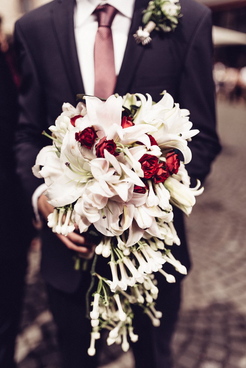 deuxlions_ffm's tweet photo. #bouquet #wedding #weddinginspiration #weddingphotography https://t.co/3e4BuYF9jK