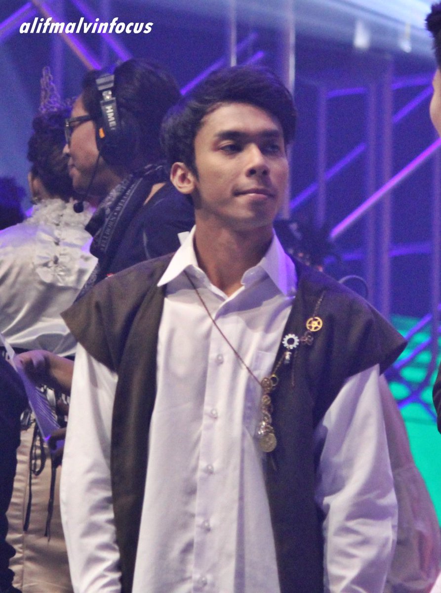 alifmalvinfocus's tweet photo. [HQ] 171011 #BFORCE at Amazing 15 @OfficialGTVID #ALIF https://t.co/LGqXtFzS1t