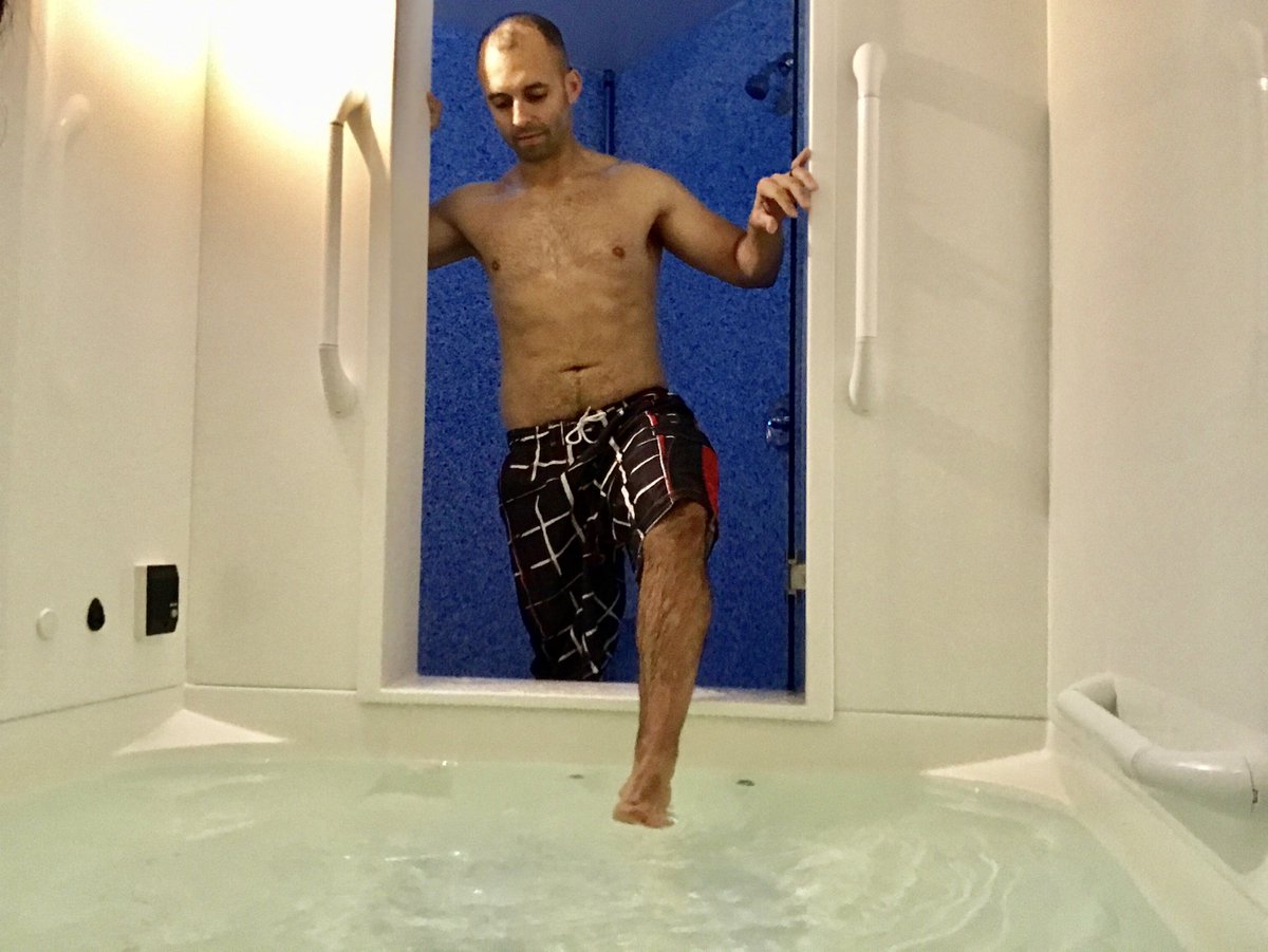 nhfloat tweet picture