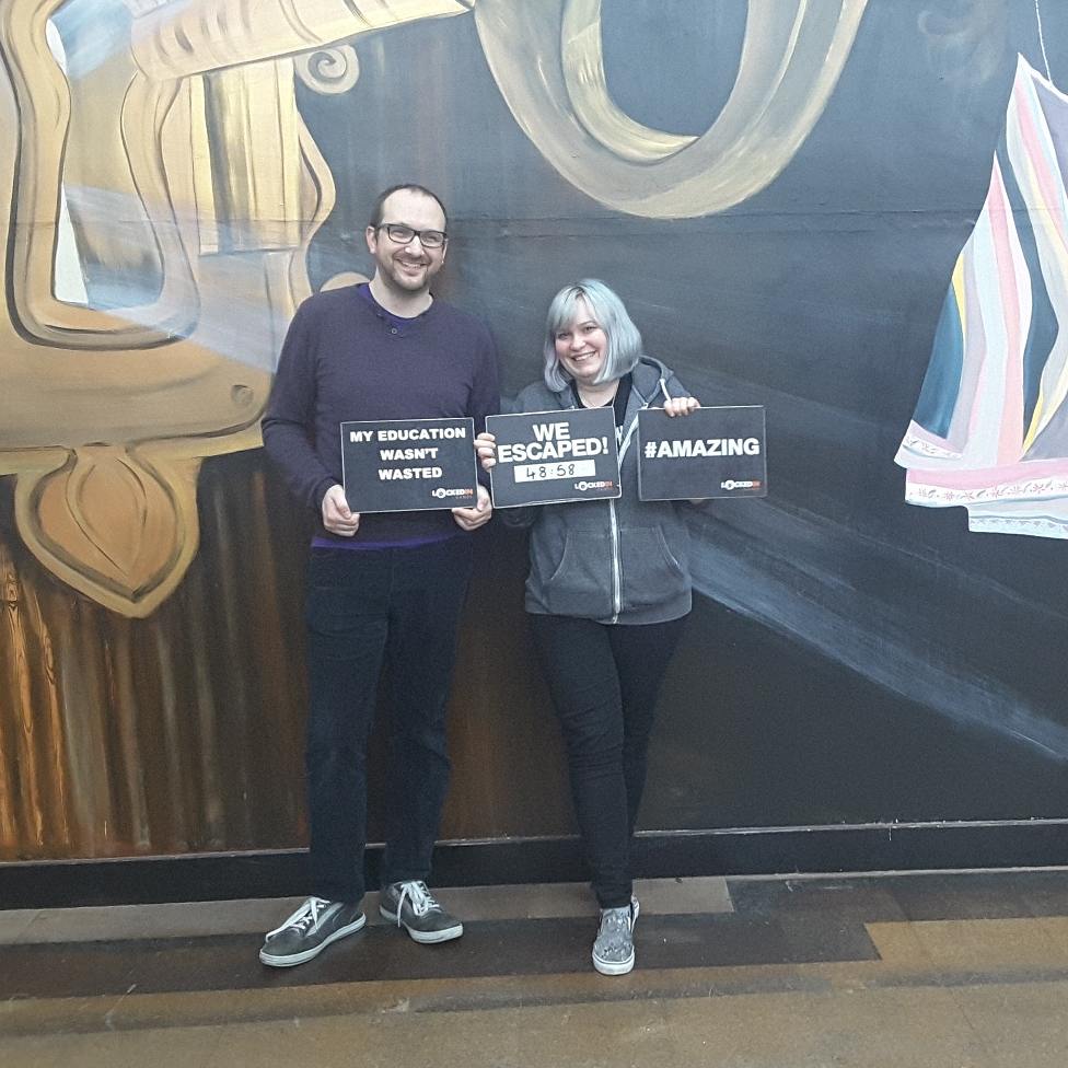 lockedingames's tweet photo. A smart escape from this #fabtwo, clearly #escapeexperts! #lookatthattime https://t.co/vA6HVAhiEz