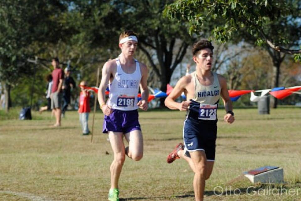 xojesusaron's tweet photo. I remember that getting top ten at state was far beyond my expectations to a lot of people, but with the proper work ethic, I placed 8th while being extremely sick due to food poisoning. #state2016 https://t.co/nLMuucPIYW