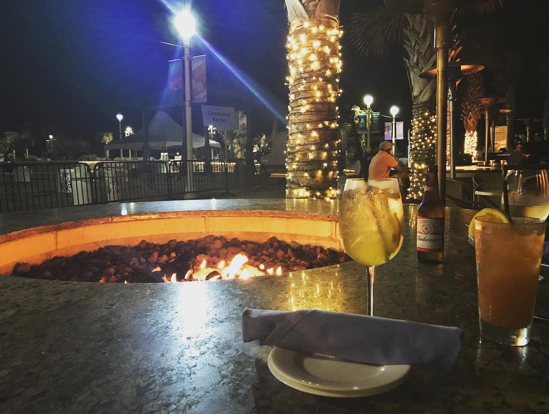 catch31's tweet image. This Friday the 13th is going to be a GOOD one. What can go wrong with this view?
(📷: @stylesbypat)