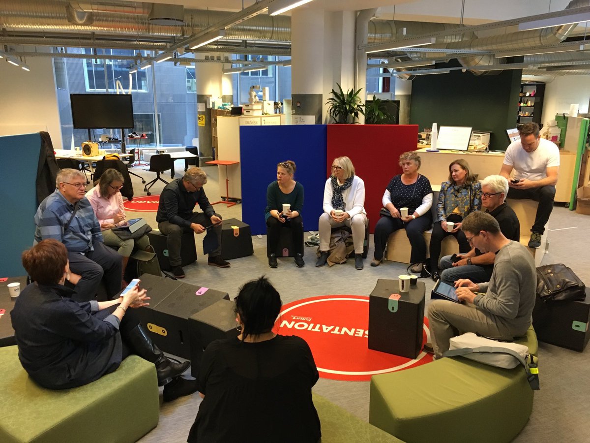 AnneKnock's tweet photo. That’s a wrap. Great crew of people #SVT2017
Many deep conversations and shared experiences. Going home to change the world
Pic @EDU_Colin https://t.co/97c48kApb3