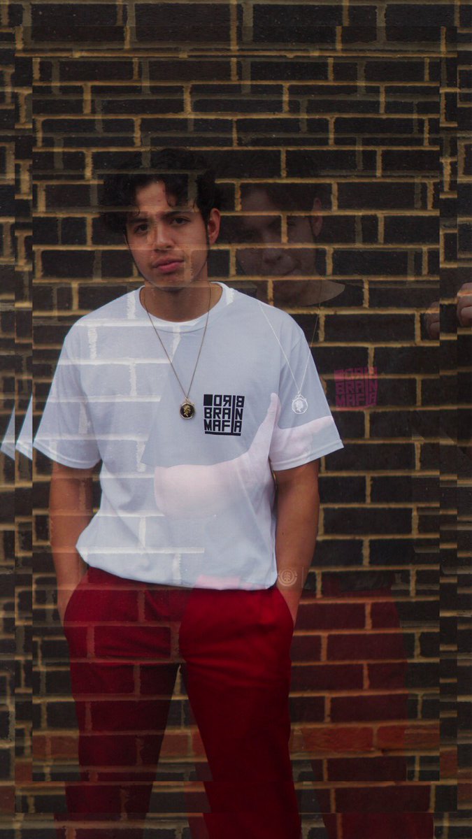 Weareclock_'s tweet photo. Yo
You have a dead face 
You should get a tee to match
27/10/17

Safe https://t.co/yG722HLWUA