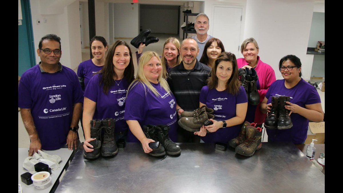 CndnFootwear's tweet photo. Working together to provide work boots to those in need! @JohnHoward_Can @UnitedWayWpg @greatwestlifeca https://t.co/NWHTbTzJzH