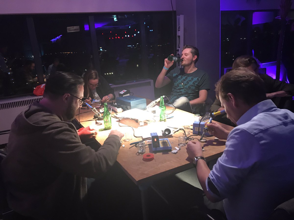 JongertC's tweet photo. When you get both @Clogish AND @joostvankeulen busy creating while others enjoy their beer @TheBigBuilding #lifegoals https://t.co/0yasptfiLI