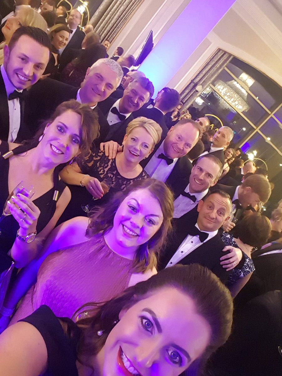 Having a fantastic night <a href="/HiltonHotels/">Hilton Hotels</a> Park Lane, London at the #BAAwards. Good luck everyone.  #TeamDA
