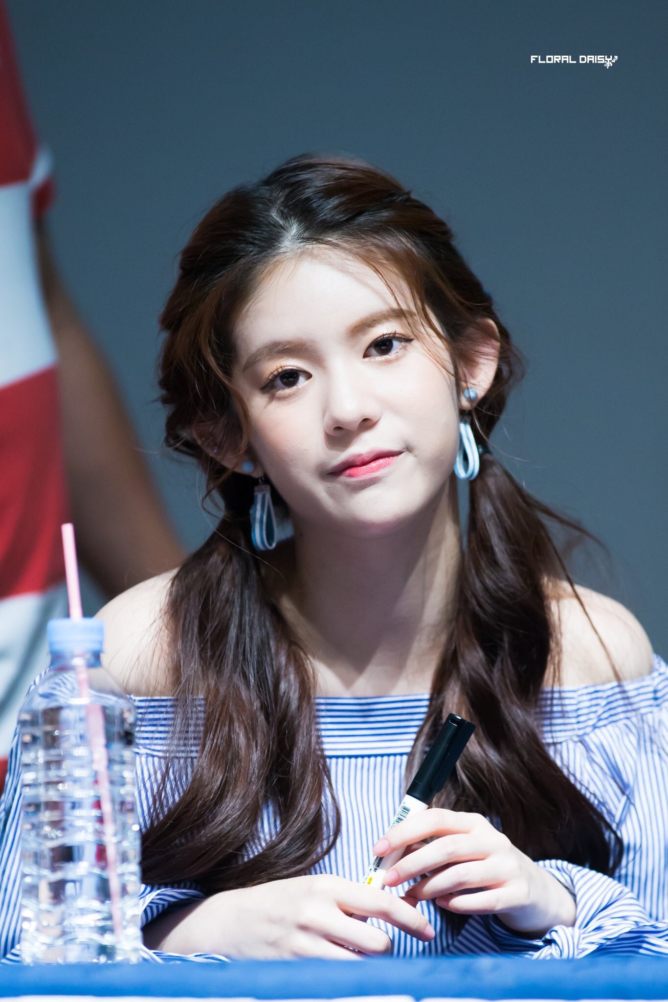 𝒈𝒊𝒓𝒍𝒈𝒓𝒐𝒖𝒑𝒔 𝒑𝒊𝒄𝒔 🌹 on Twitter: "momoland ☆ daisy…