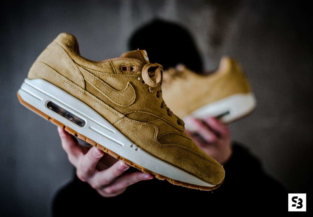 Sneakerbaas's tweet photo. Tomorrow available at 09:00 AM! https://t.co/CLzrUI4mOA
#Sneakerbaas #BaasBovenBaas #flax #airmax #airmax1 #huarache #footscape #uptempto https://t.co/RzsAhDUmKu