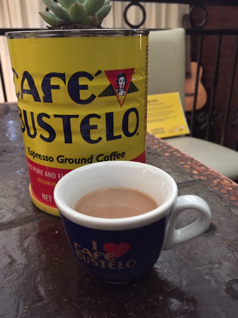 styleisland's tweet photo. A little slice of Cuba in NYC with @CafeBustelo #BusteloExperience #Cuba #coffeebreak #nyc #FridayFeeling https://t.co/deHzTIWspM