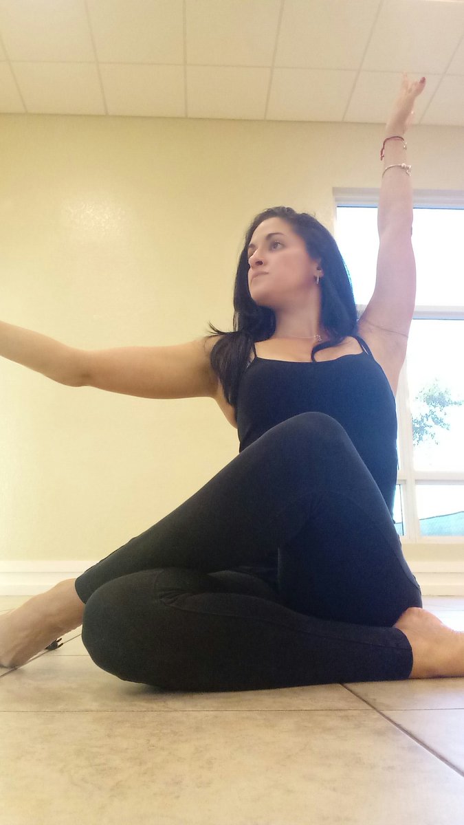 ReyesAraman's tweet photo. Art the best expression of the body #dancewhitme fallow me https://t.co/wcqhcSgRZX