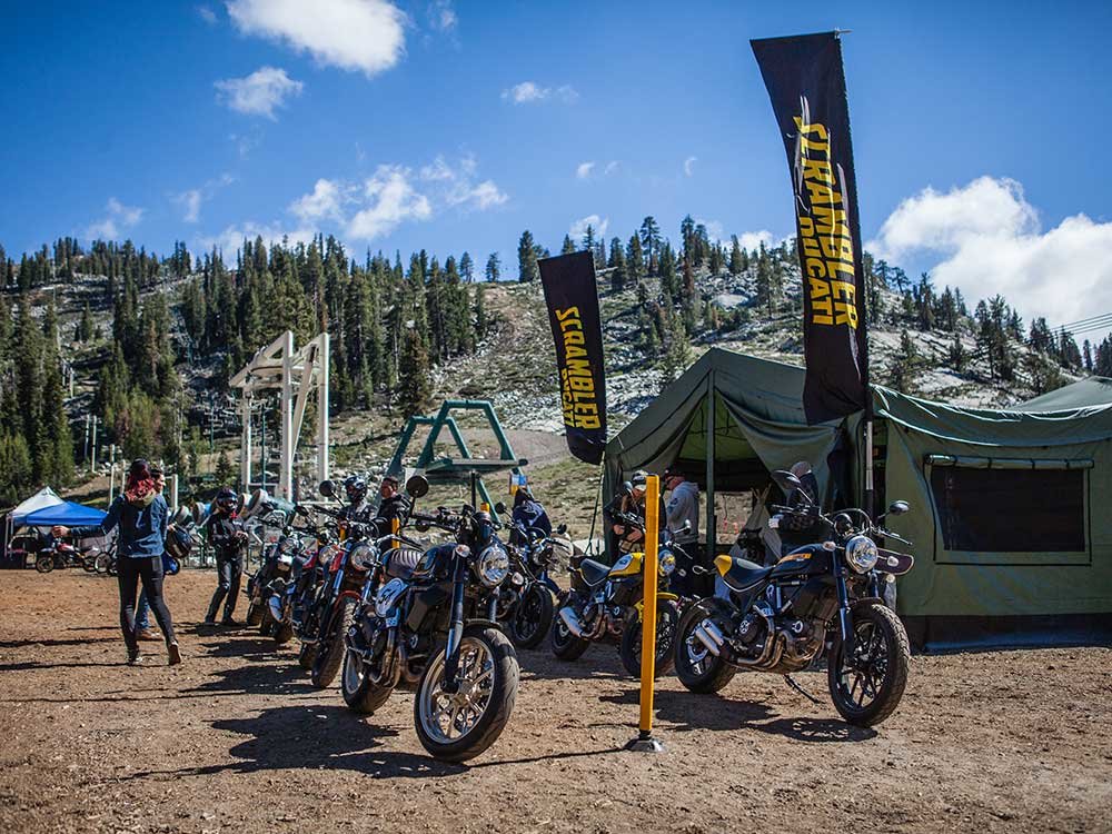 CycleWorldMag's tweet photo. A throwback to the golden days of motorcycling at the #HighPipe Motorcycle Festival: https://t.co/Zbq7RE3SPJ https://t.co/dtdRZmU2IM