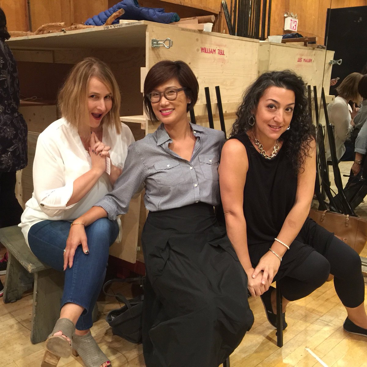 MetOperaChorus's tweet photo. Check out our #Instagram for #metoperachorus mezzo #ElizabethSciblo (pictured here, on the left) https://t.co/RegfoTBrfy https://t.co/jDvDAeuUdG