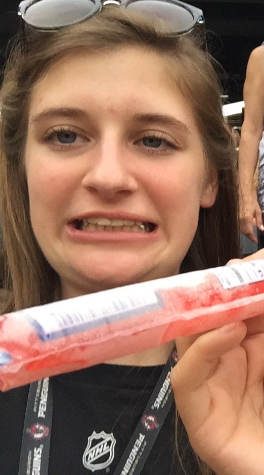 sourpatchstiles's tweet photo. here are some ugly photographs of me because that's all i can contribute to the world !! p.s. i love froy #BeautifulForFroy #UglyForFroy ๐๐๐ https://t.co/LFZXtiFi3Q
