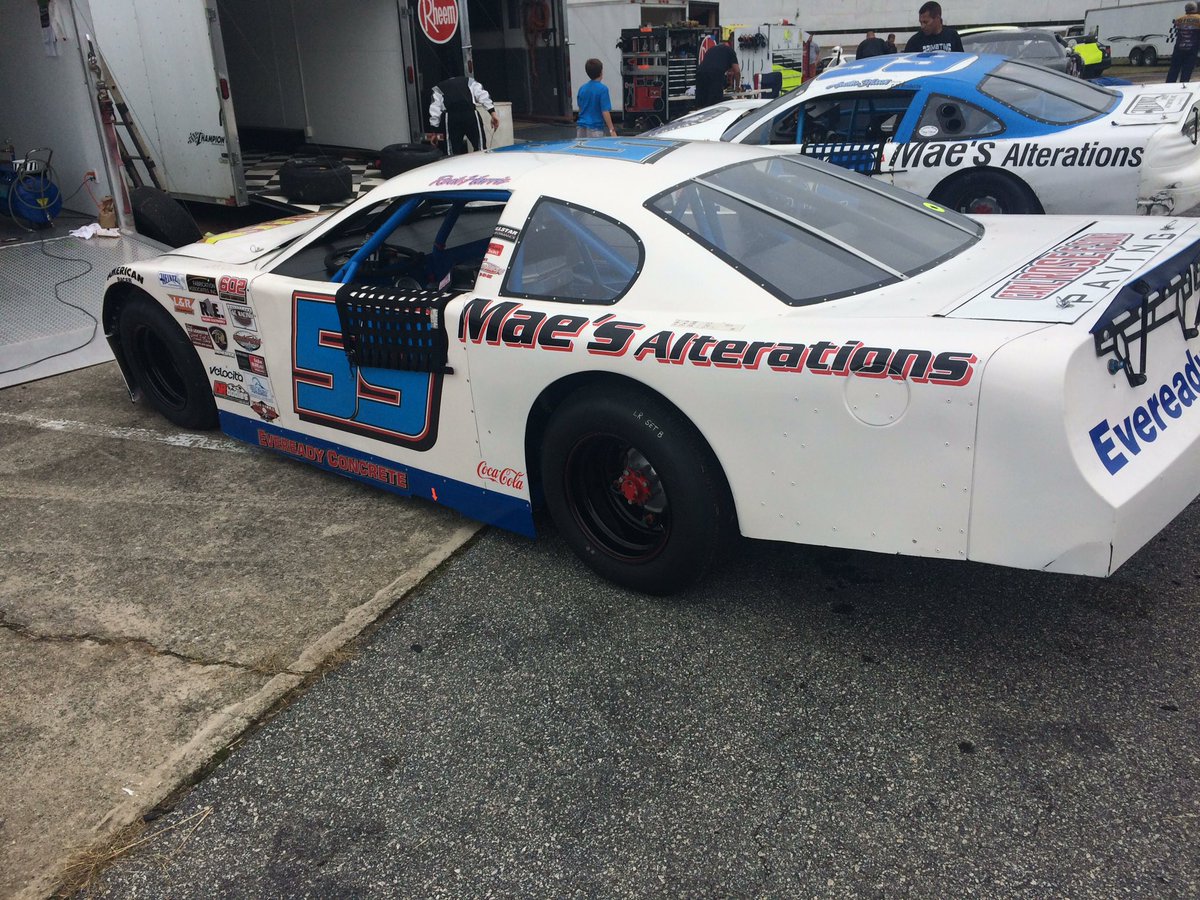 Current points leader Rock Harris in the pits at Tri-County #602_tour