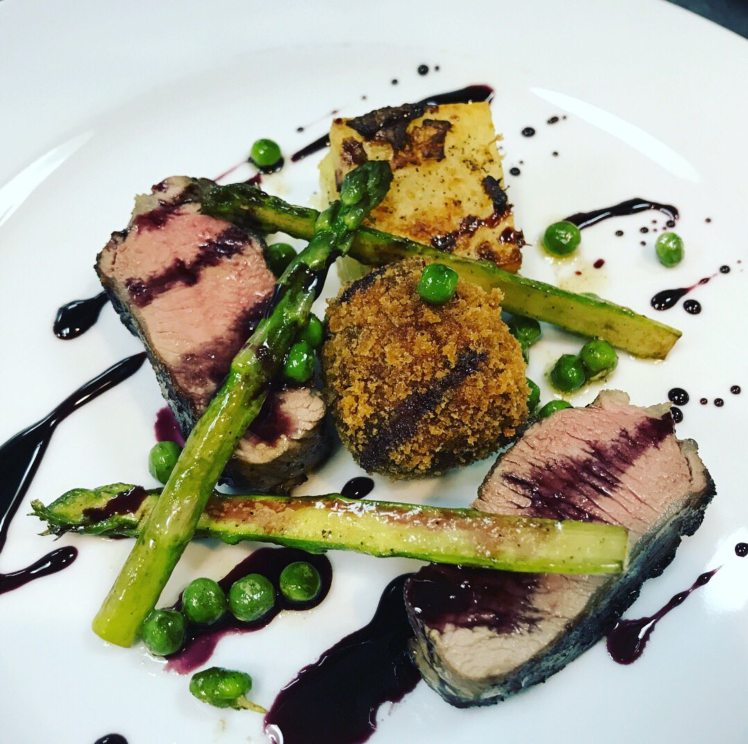 fairhursts's tweet photo. Wedding tasting today!
Designing a menu that is perfect for your day#wedding#tasting #eventcatering#weddingcatering#barhire#bespokemenu https://t.co/t9bjIKhVxK