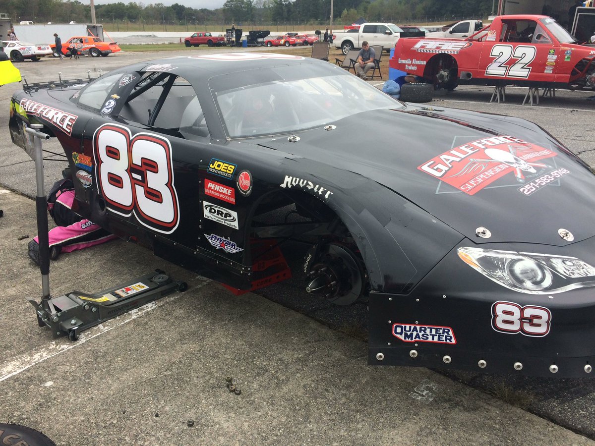 Cale Gale in the pits at Tri-County #602_tour