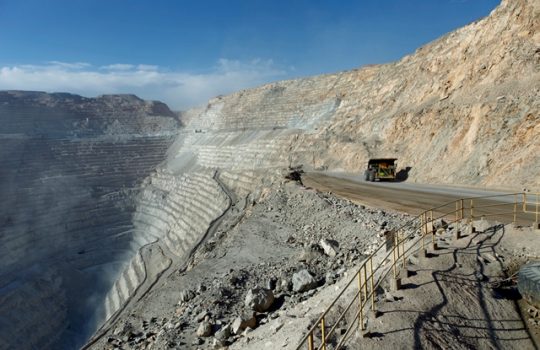AhuNewen's tweet photo. CODELCO REFUERZA PLAN DE INVERSIONES Y ELEVA MONTO A US$40.000 MILLONES PARA LOS PRÓXIMOS DIEZ AÑOS --> https://t.co/U2kyp8bYpx https://t.co/bq1uIfZVEw