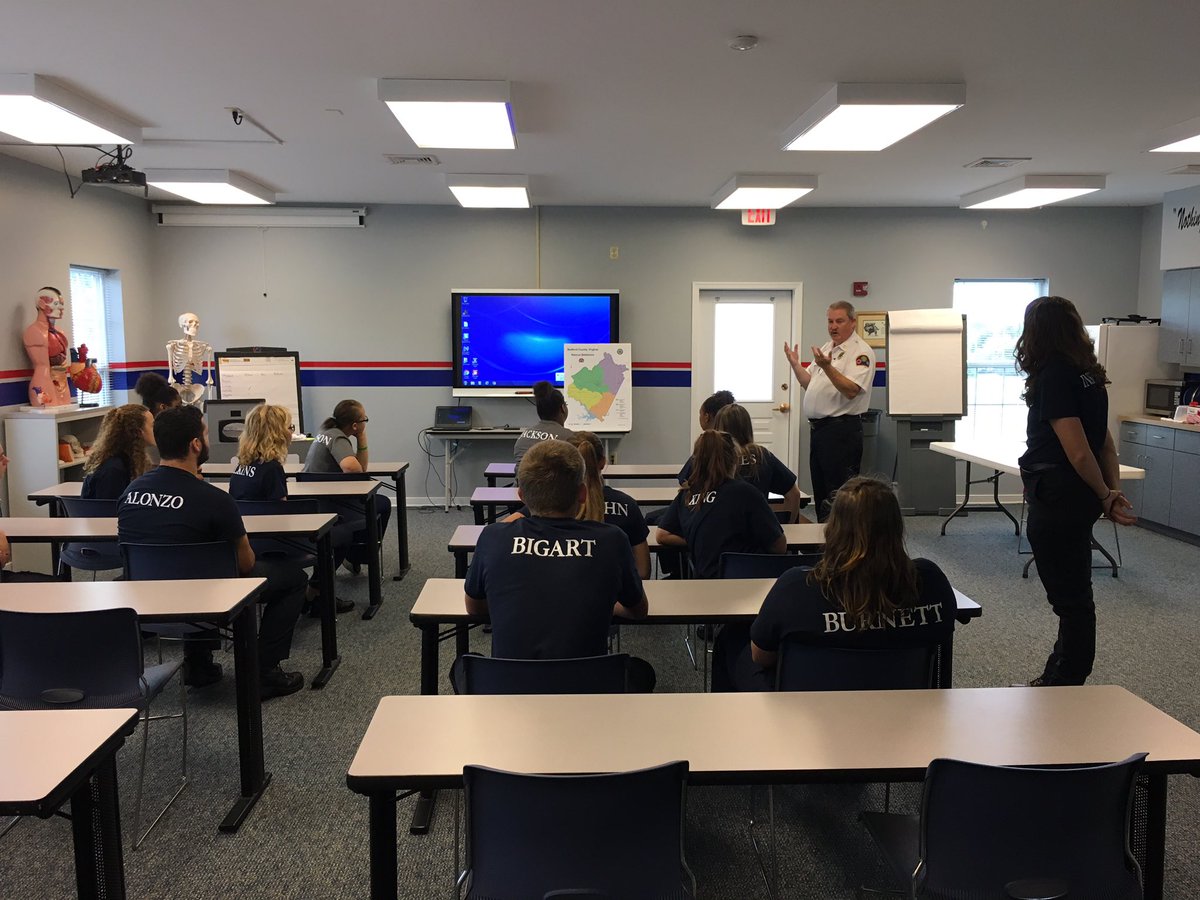 BSTCBedford's tweet photo. Honored to tour the Bedford FD and get the chance to hear @BCoFRChief speak to our EMT/Responder classes! Thanks so much, Chief! https://t.co/3lRgheGH3T