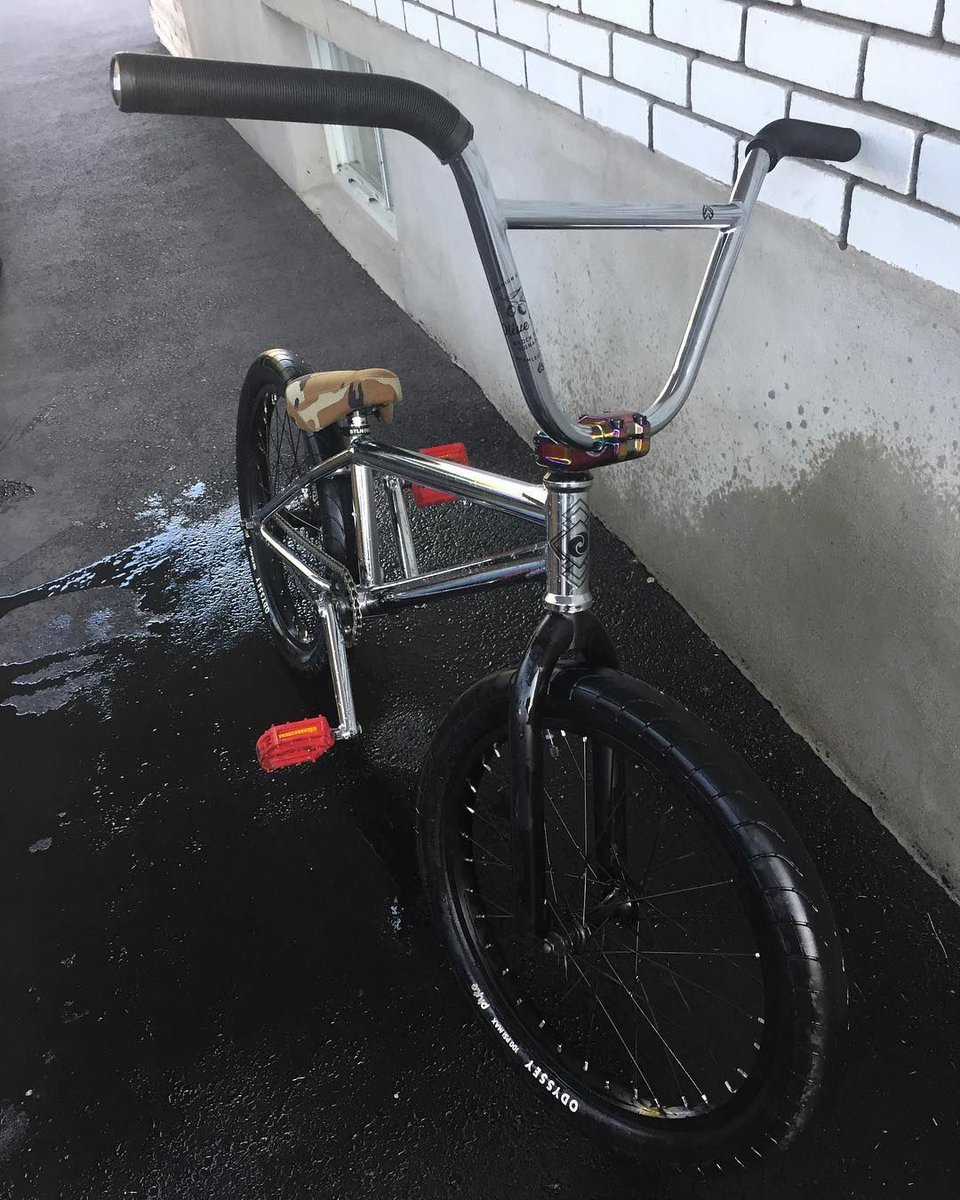 encorebikes's tweet photo. @etienne_t18 on Instagram posted up this photo of a Chrome Riff with some nice custom touches 👌 https://t.co/YNdtXiSpr8