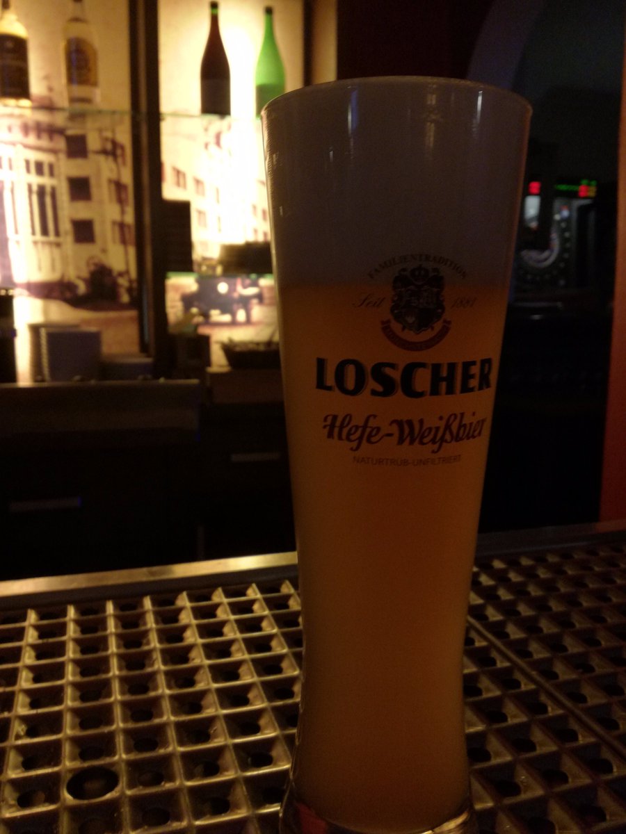UncleFraenk's tweet photo. #NeustadtAisch #Food #nuernberg #einentrinken #essen #endlichWochenende #Regionales2017 #BiervomFass #virgindrinks #drinks #fränkisch4life🍻😋 https://t.co/tNaSTuvtA0