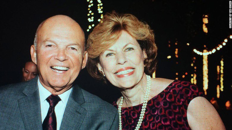 CNN's tweet image. Woman dies in husband's arms while taking shelter from the California fires in a swimming pool cnn.it/2yJr6W1