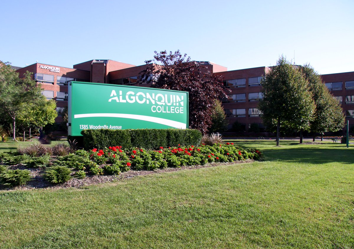 Algonquin among 24 Ontario colleges awaiting potential faculty strike Monday - 1310news.com/2017/10/13/alg… #ottnews https://t.co/Ad9m1pIcc9