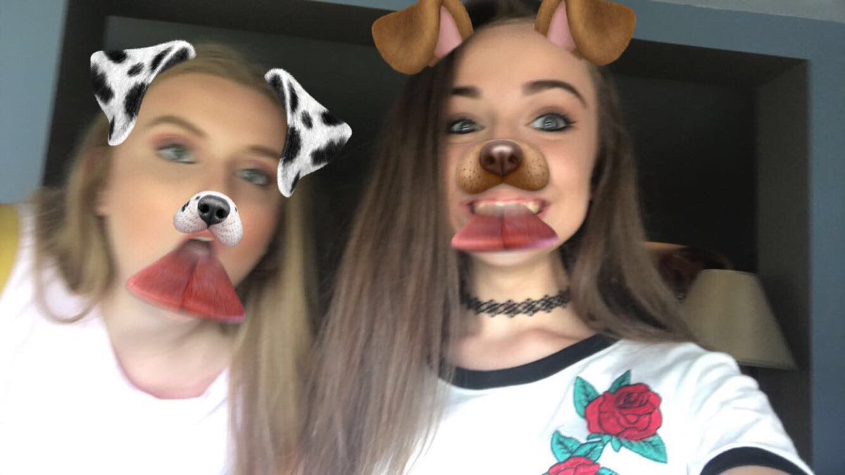 alli_hrmn's tweet photo. happy 16th bday💓 hope u have a great day, love ya always ❤️🎉 @alyssa_nap https://t.co/VLBHtKJ5pI