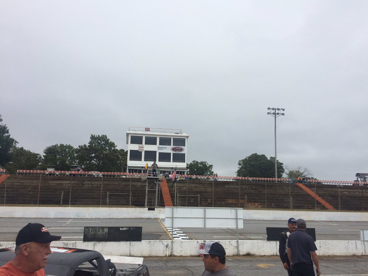 A bit cloudy but dry here at Tri-County as practice continues for all divisions #602_tour