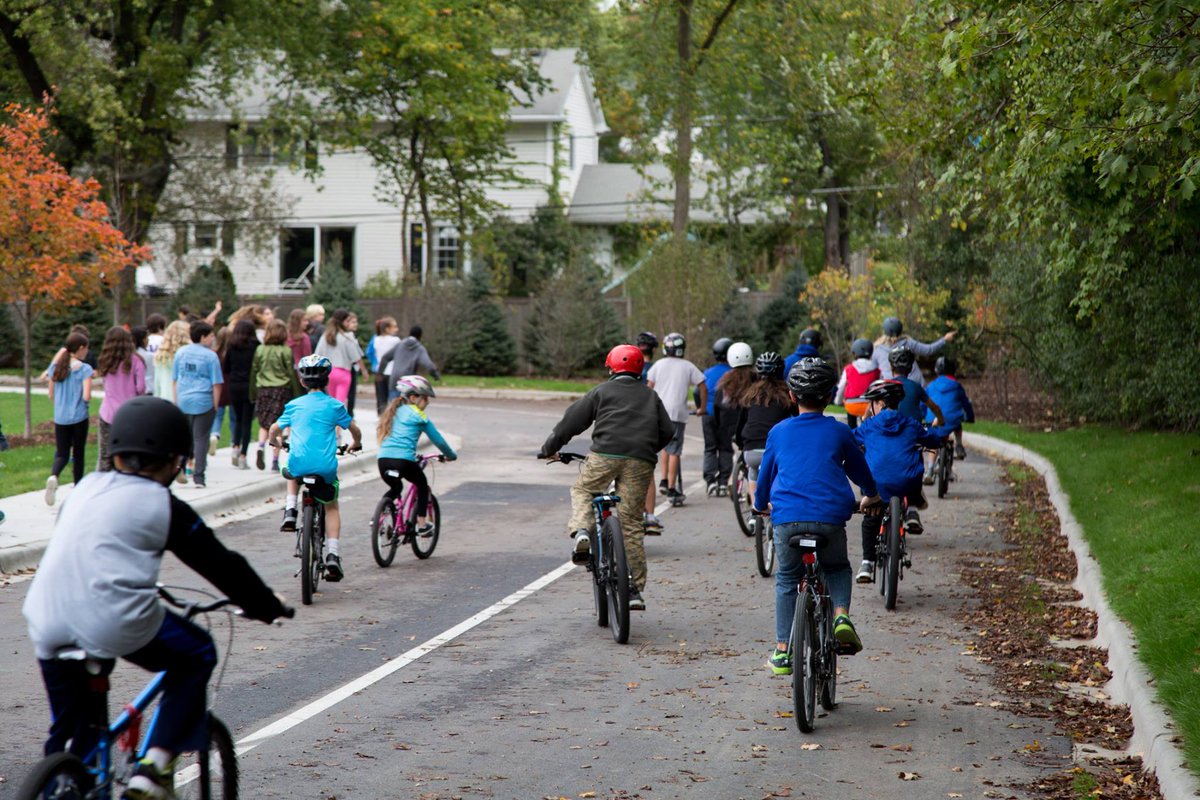 Great job today by everyone that participated in Bike/Walk To School Day! Very cool to see students biking the <a href="/Edgewood112/">Edgewood Middle School</a> ring road!