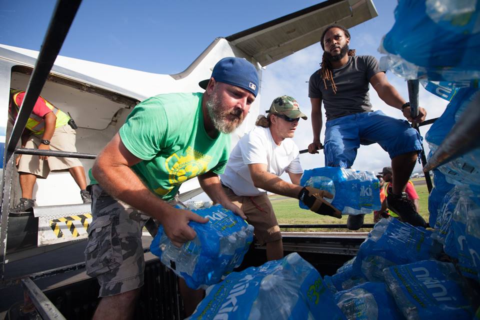 Sailors Helping tweet media