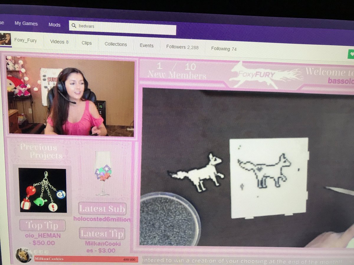 djgbox's tweet photo. @FoxyVampBot @FoxyFury go watch the best person ever on twitch! IM SERIOUS https://t.co/h5oSy8rGjv